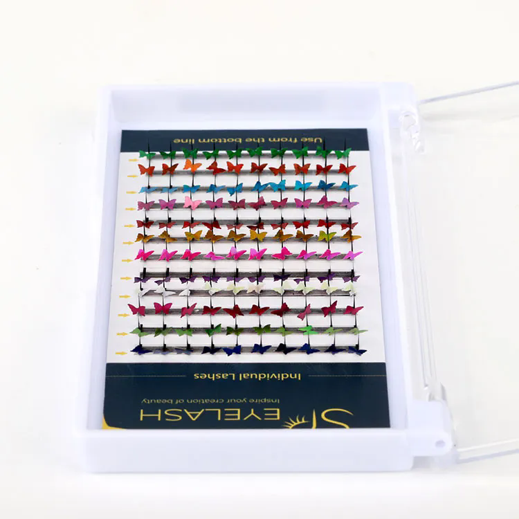 ¡Mejora tu estilo con pestañas postizas de colores vibrantes!