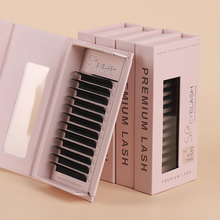 Extensiones de pestañas clásicas vs volumen: ¿qué estilo es mejor para usted?