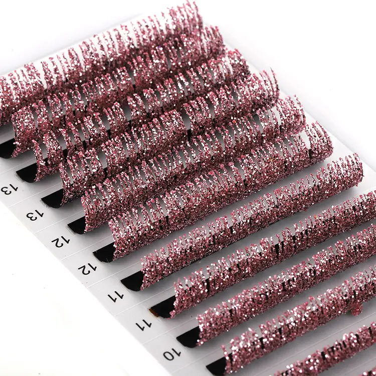 Pestañas brillantes de brillo rosa